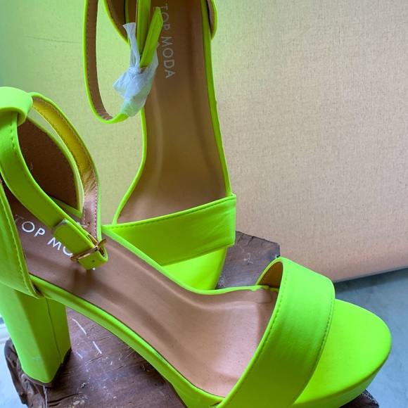 💚 Neon Acid Lime Green Chartreuse Matte Satin Platform Heel Strap Chunky Shoe